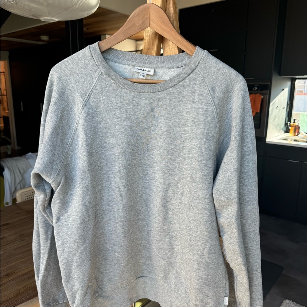 Men's Gray Sweater